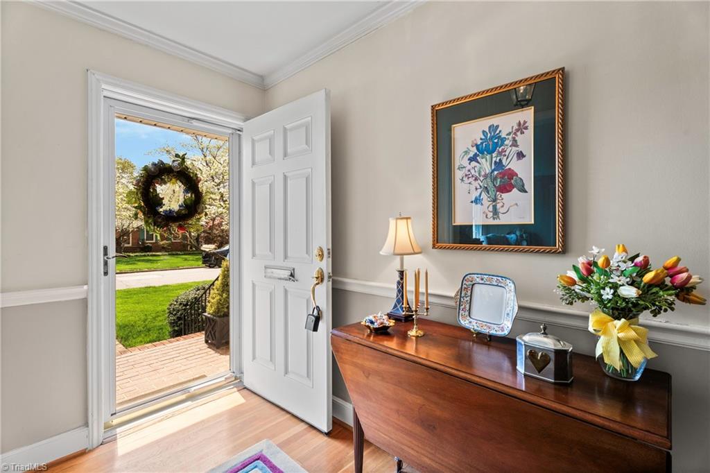 2812 Northampton Drive, Greensboro, North Carolina image 4