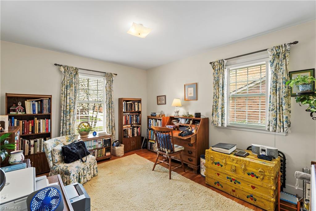 2812 Northampton Drive, Greensboro, North Carolina image 23