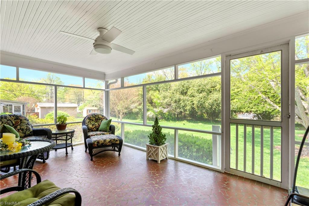 2812 Northampton Drive, Greensboro, North Carolina image 28