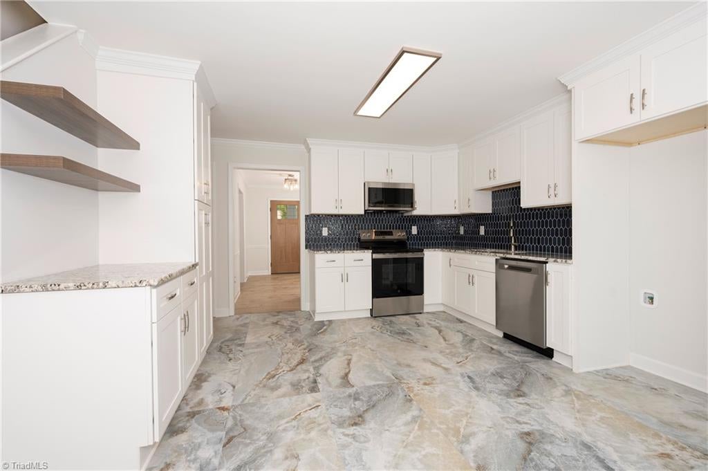 8813 Belhaven Court