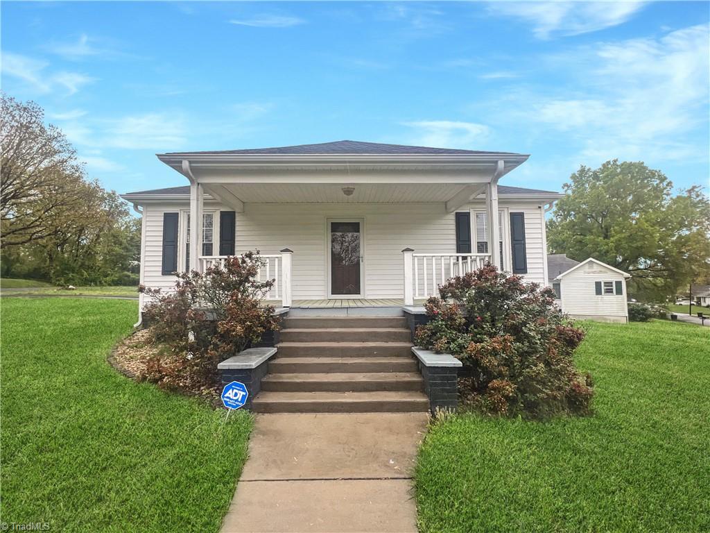 728 Osborne Street, Eden, North Carolina image 1
