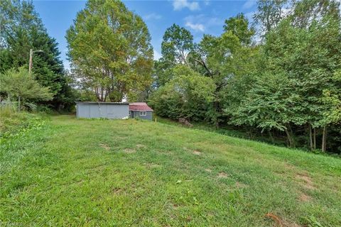 A home in North Wilkesboro