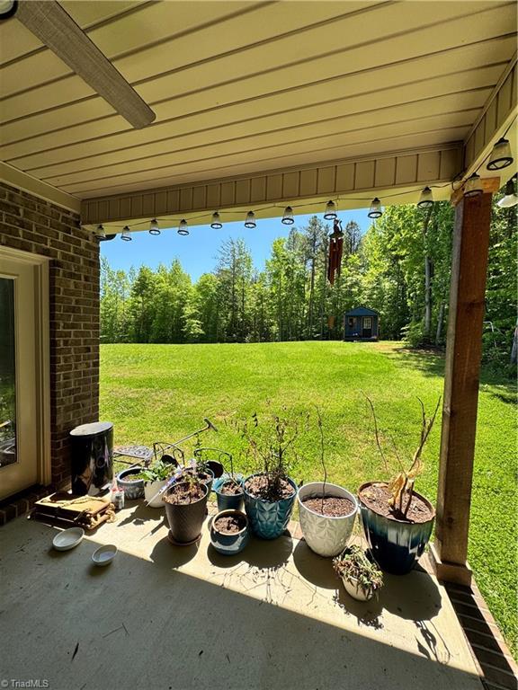 3064 Wesley Farm Lane, Sophia, North Carolina image 5