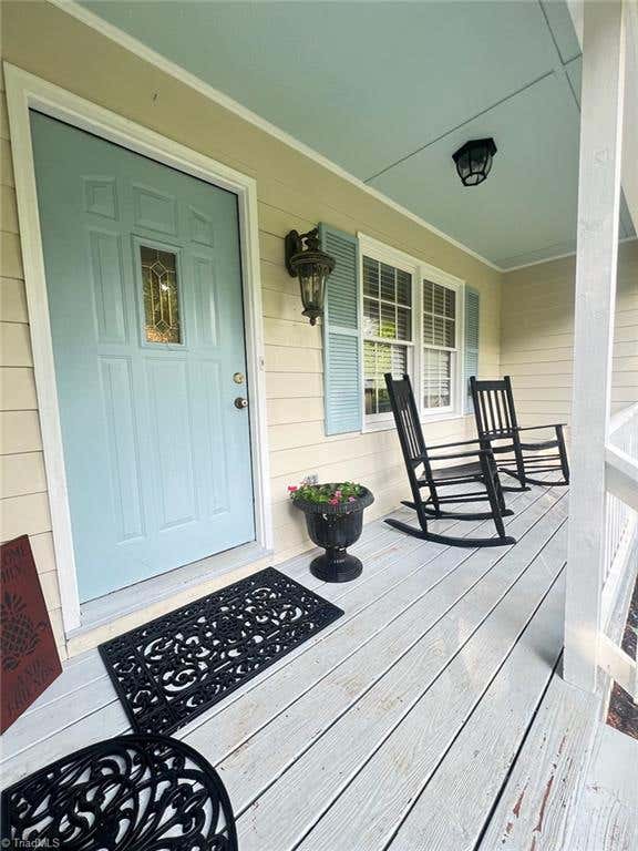 Photo of 1088 Country place Road, Asheboro, NC 27203 (MLS # 1231343)