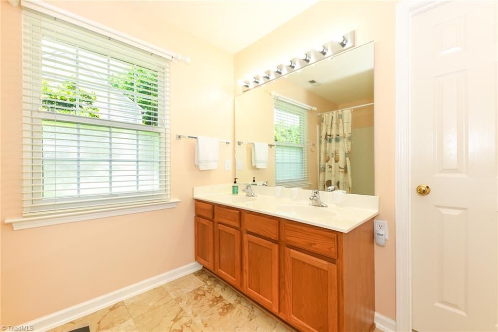 3920 Gisbourne Drive, Jamestown, North Carolina image 24