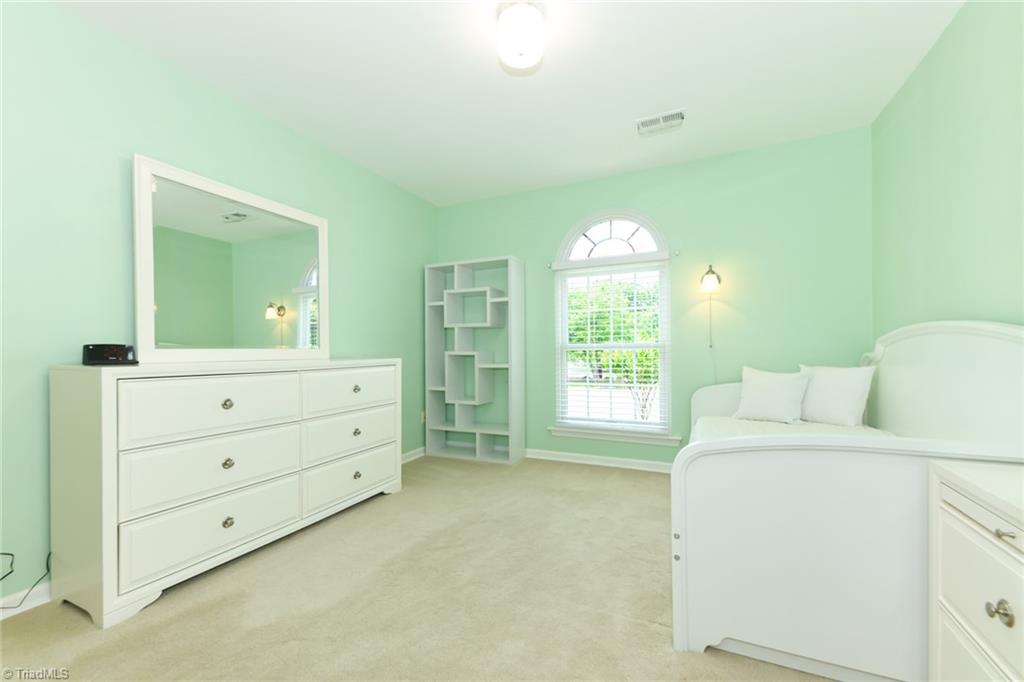 3920 Gisbourne Drive, Jamestown, North Carolina image 28