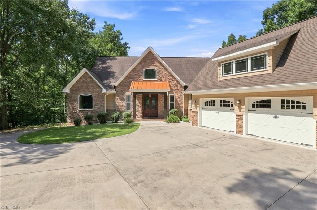 Photo of 422 Still Meadows Lane, Lexington, NC 27292 (MLS # 1234711)