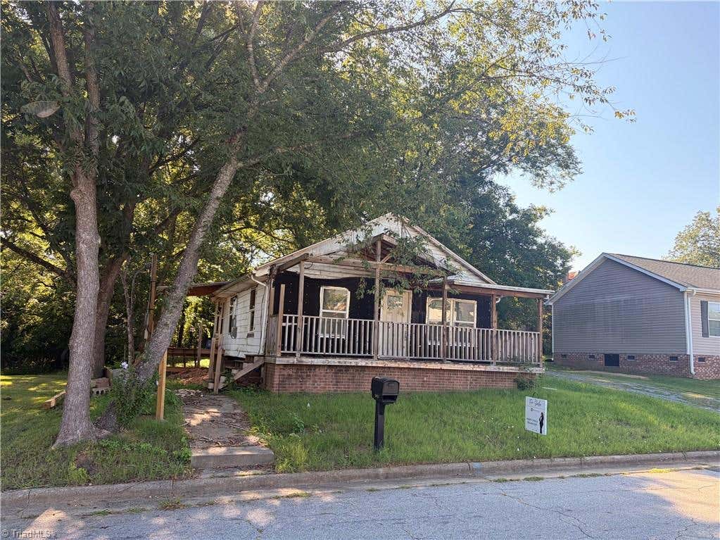Photo of 105 Cherry Street, Reidsville, NC 27320 (MLS # 1229691)