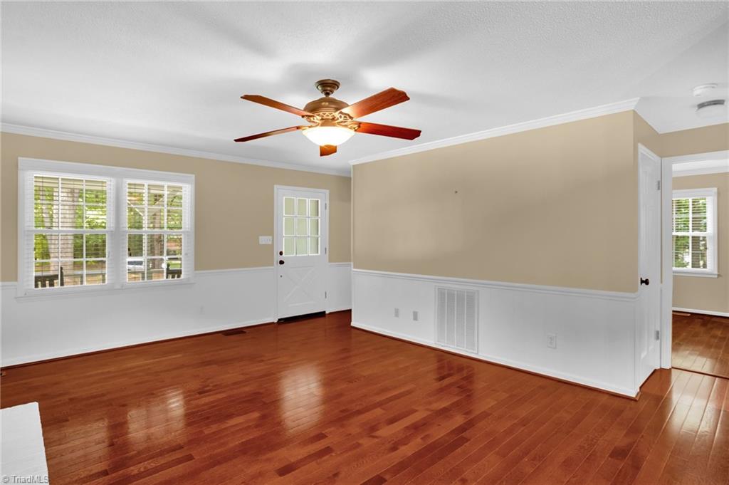 2718 Oak Hollow Drive, Asheboro, North Carolina image 9
