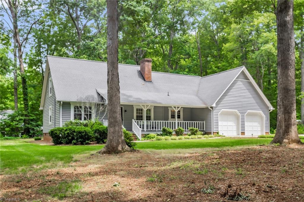 2718 Oak Hollow Drive, Asheboro, North Carolina image 3