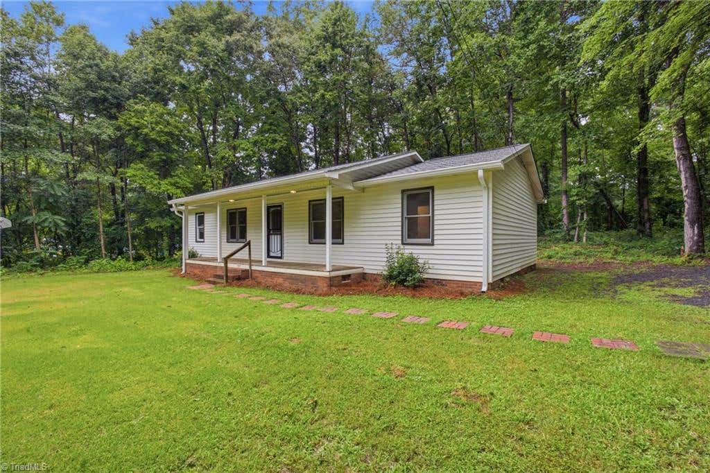 Photo of 723 Branson Mill Road, Randleman, NC 27317 (MLS # 1229375)