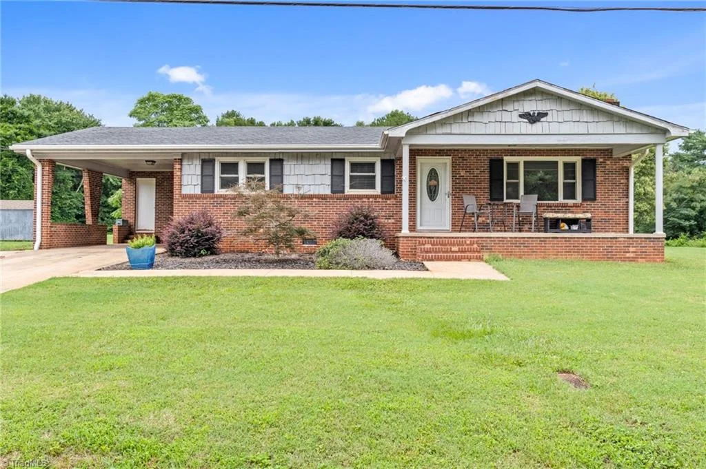 131 River Road, Boonville, NC, 27011