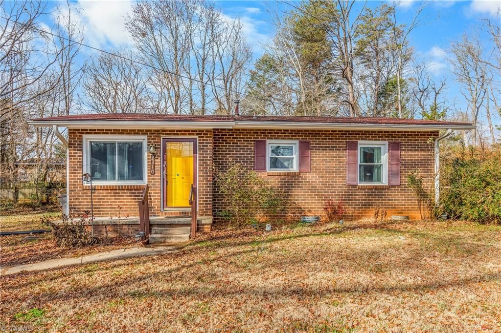 Photo of 2310 Blecker Drive, Winston-Salem, NC 27107 (MLS # 1204257)