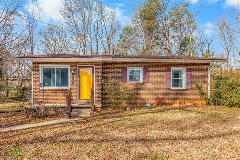 2310 Blecker Drive Winston-Salem NC 27107
