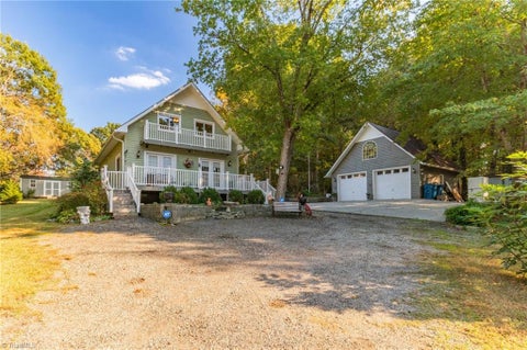 Photo of 6707 Chadmoor Court, Greensboro, NC 27406 (MLS # 1239333)