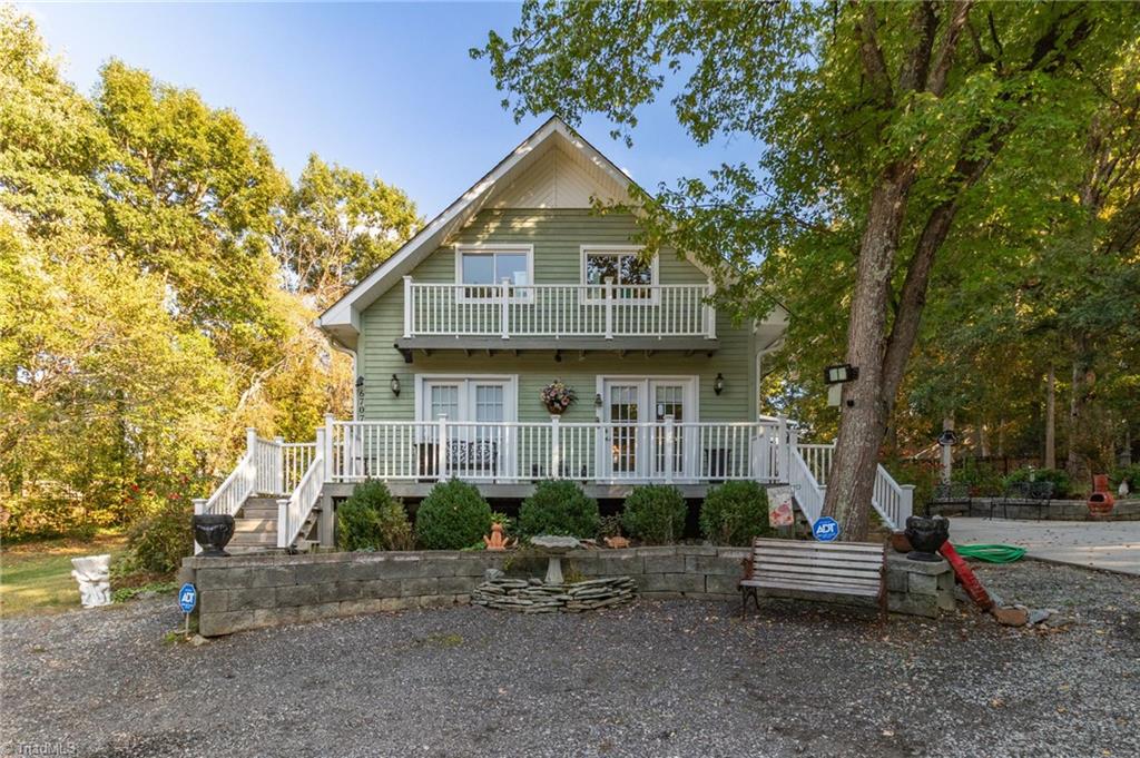 Photo of 6707 Chadmoor Court, Greensboro, NC 27406 (MLS # 1239333)