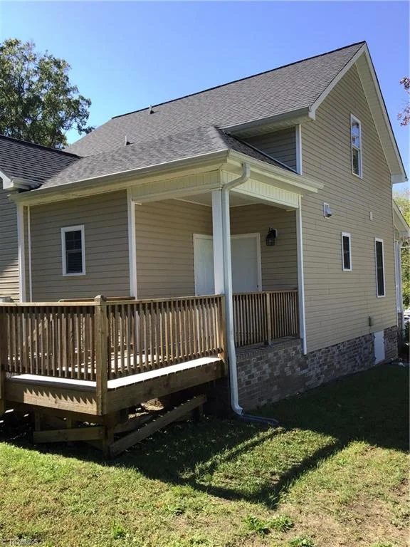 1307 Avalon Road, photo 5 of 30