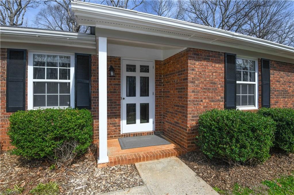 Photo of 2108 Tarrywood Drive, Greensboro, NC 27455 (MLS # 1213293)