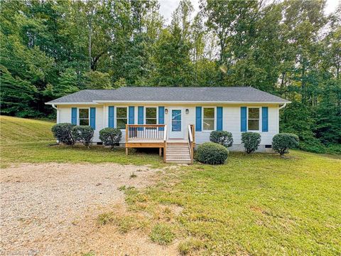 A home in Kernersville