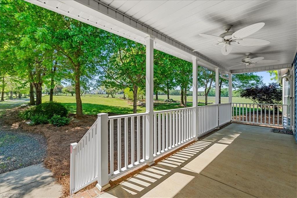 596 Greenbrier Farm Trail