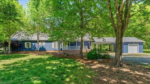 596 Greenbrier Farm Trail Siler City NC 27344