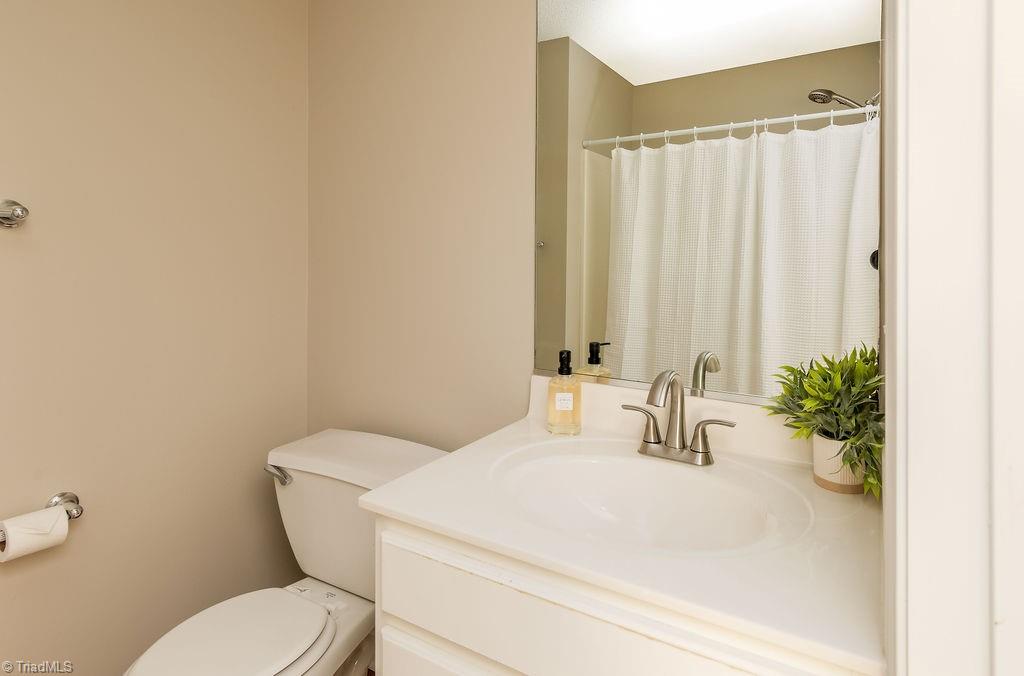 131 James Road #1D, High Point, North Carolina image 14