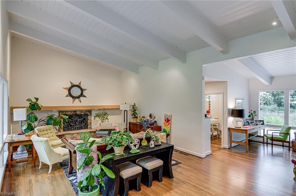 Winston-Salem, North Carolina 27106, United States, 4 Bedrooms Bedrooms, ,5 BathroomsBathrooms,Residential,Pending,175573