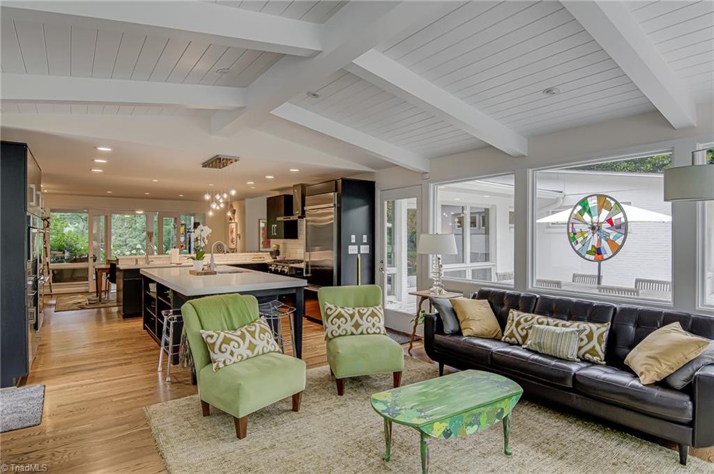 Winston-Salem, North Carolina 27106, United States, 4 Bedrooms Bedrooms, ,5 BathroomsBathrooms,Residential,Pending,175573