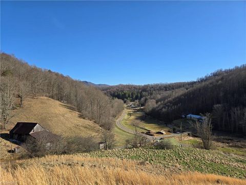 Vacant Land For Sale - TBD Roundabout Road<br/> Ashe County, Creston, NC 28615