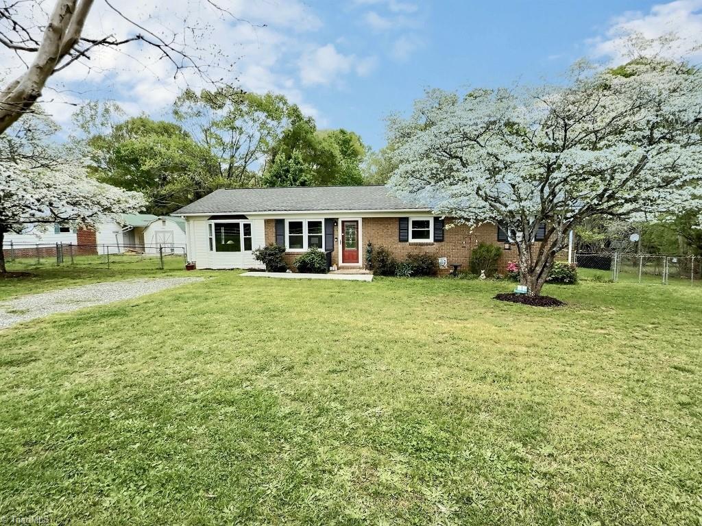 171 Westmoreland Road, Mooresville, North Carolina image 1
