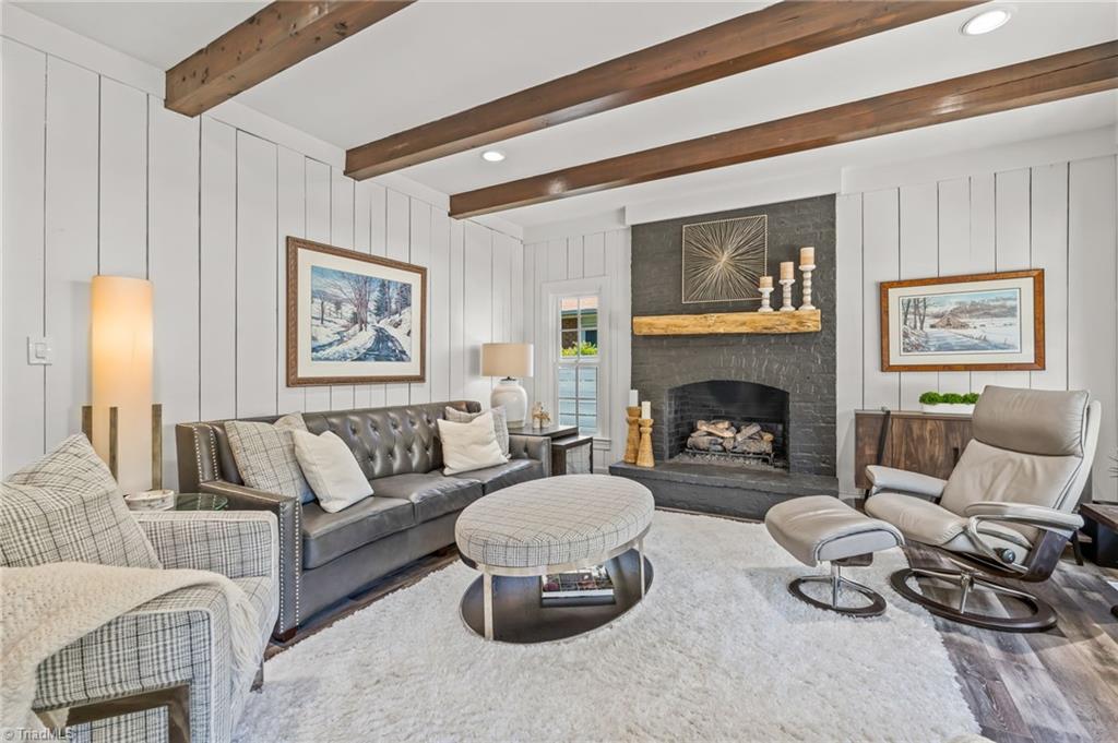 407 Emerywood Drive