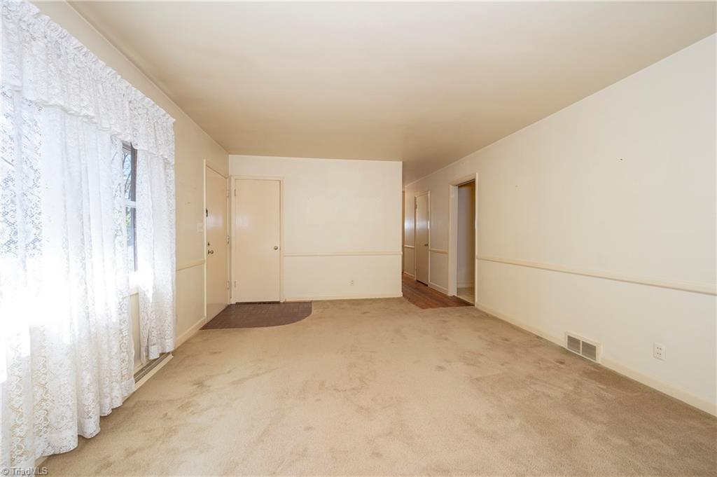 3312 Hillside Drive, High Point, North Carolina image 25