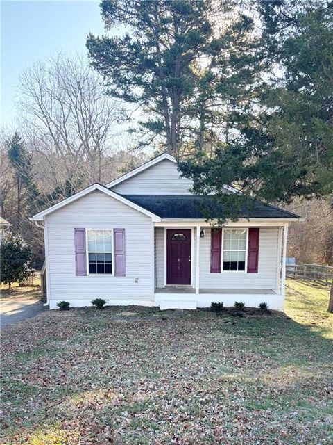 836 Donnell Street Kernersville NC 27284