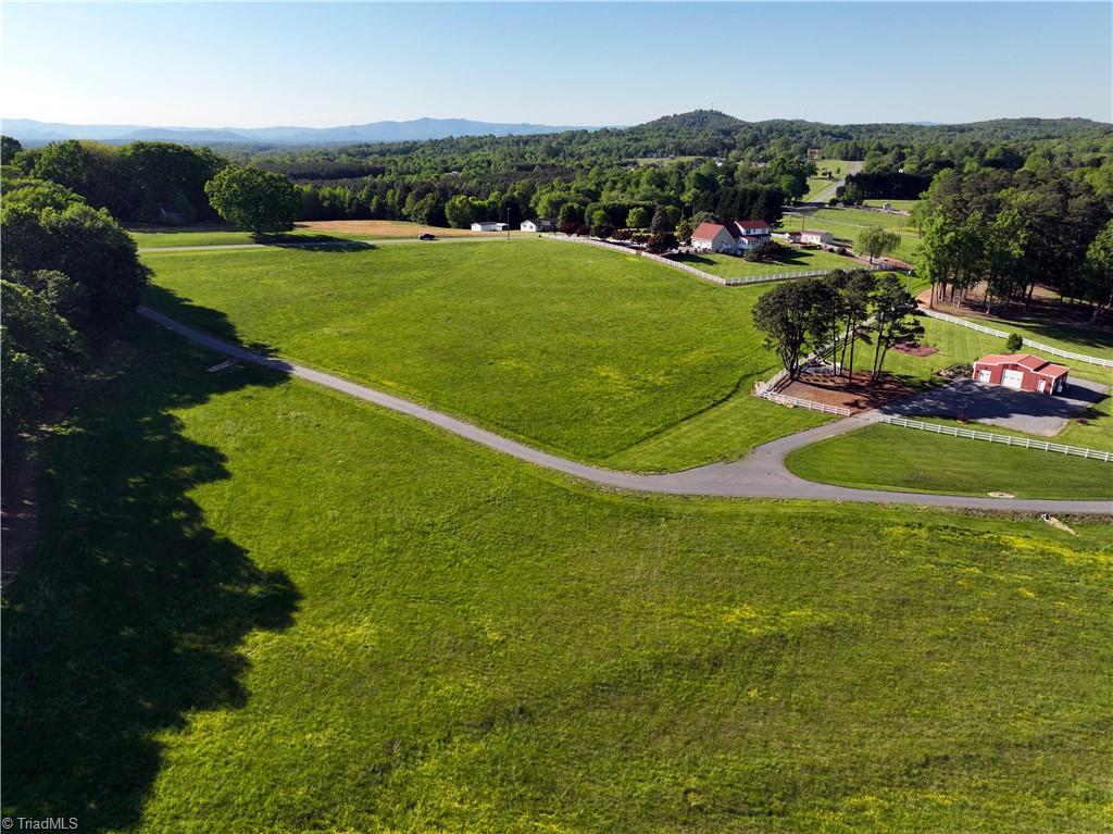 2527 Simpson Mill Road, Mount Airy, North Carolina image 22