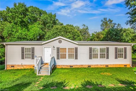 Manufactured Home in Lewisville NC 1249 Lewisville Vienna Road.jpg