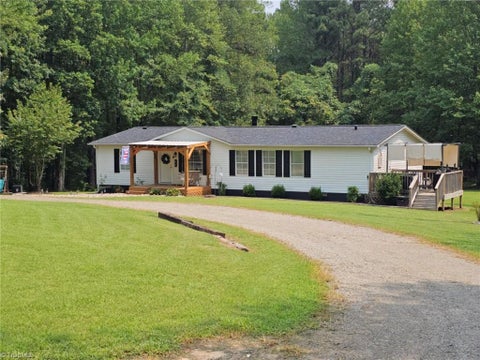 Homes For Sale - 89 Sugar Maple Lane<br/> Pelham, NC 27311
