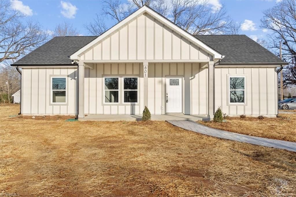 Photo of 118 Aspen Street, Yadkinville, NC 27055 (MLS # 1199312)
