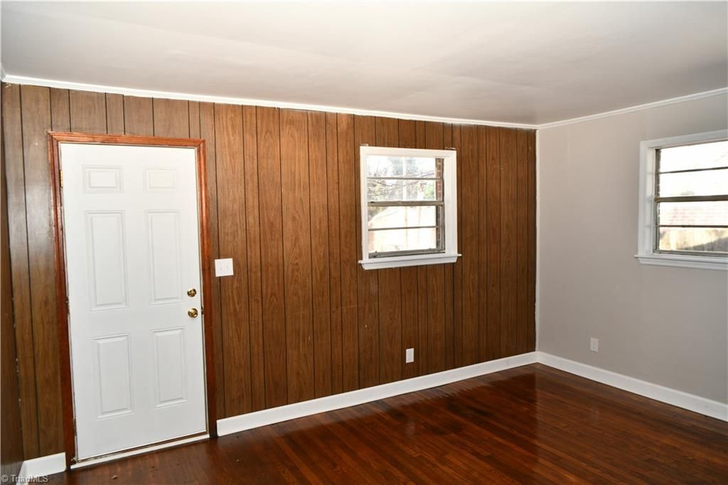 Photo of 525 Graham Avenue, Winston-Salem, NC 27101 (MLS # 1203798)