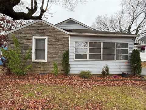 3632 konnoak Drive Winston-Salem NC 27127