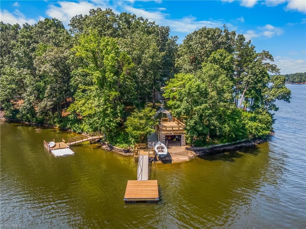 Photo of 405 Waterway Drive, Lexington, NC 27292 (MLS # 1214213)