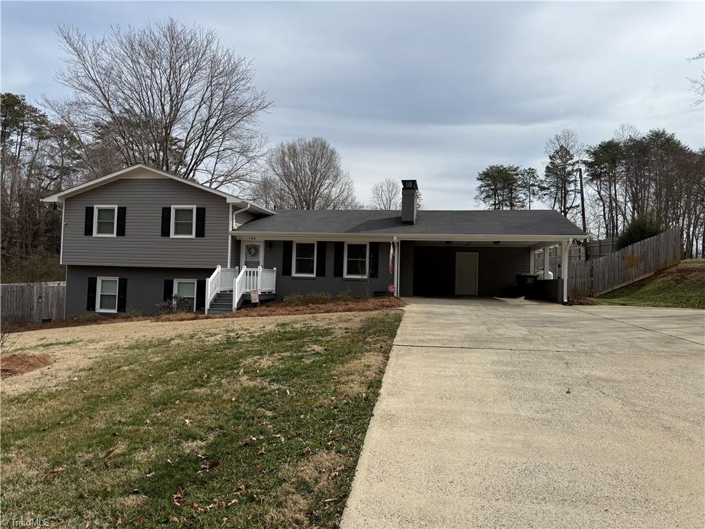162 Lakeside Drive, Walnut Cove, North Carolina image 1
