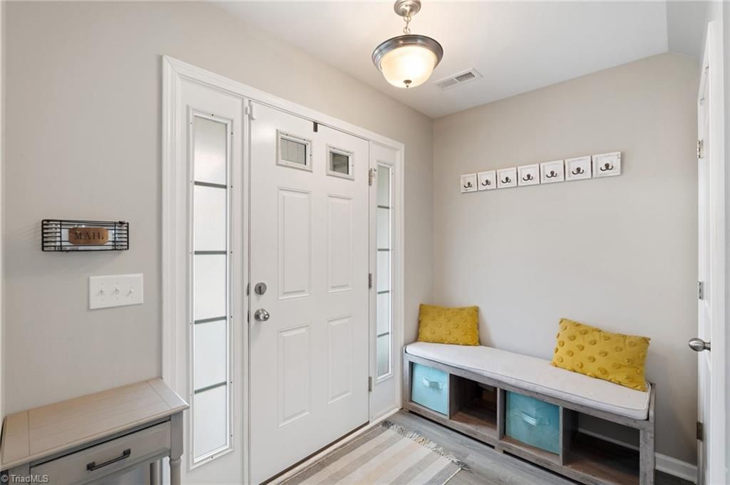 Photo of 4995 Longburn Lane, Kernersville, NC 27284 (MLS # 1218176)
