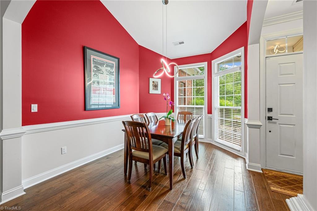 140 Honeyridge Court