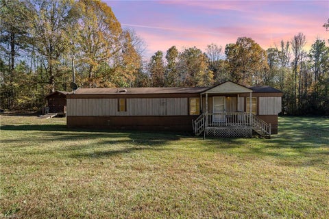 Photo for 4590 Hinshaw Town Road