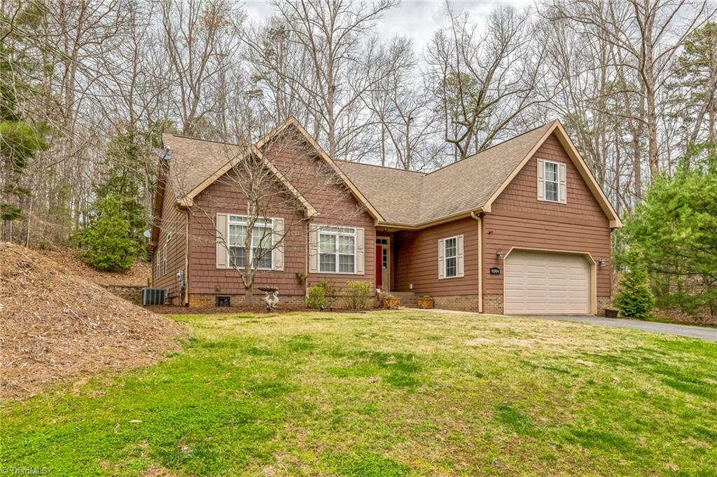 8384 Paso Fino Lane, Catawba, North Carolina image 2
