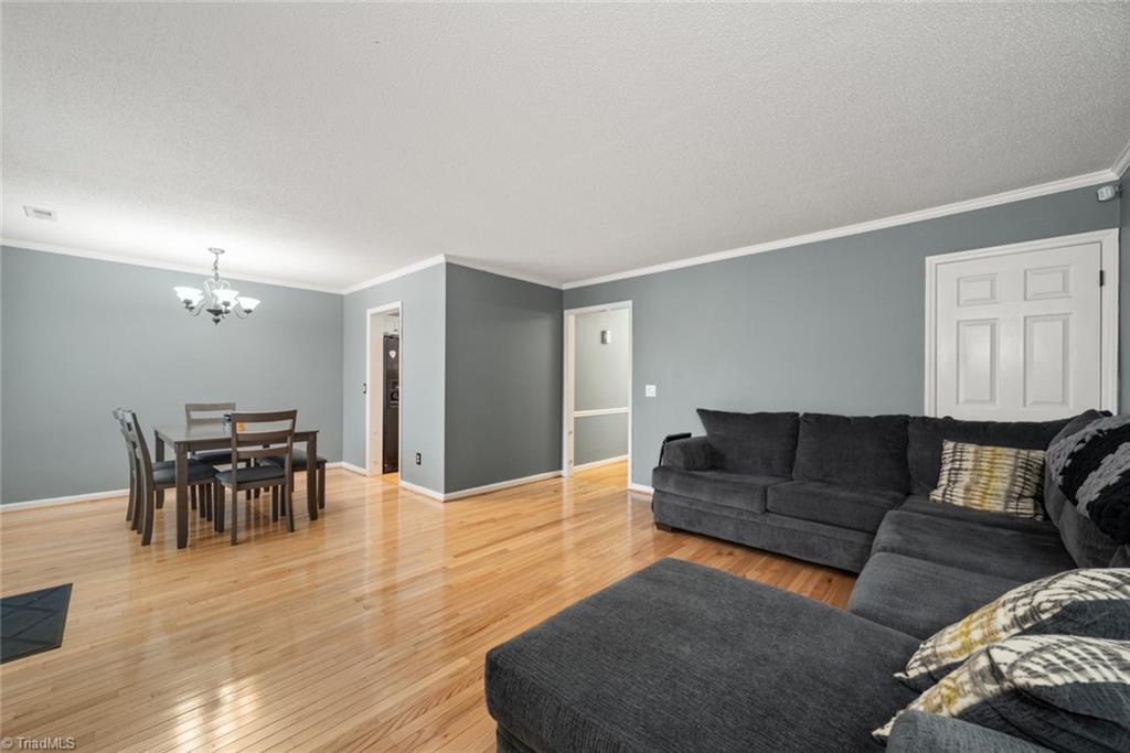 Winston-Salem, North Carolina 27127, United States, 2 Bedrooms Bedrooms, ,3 BathroomsBathrooms,Residential,Active,32617