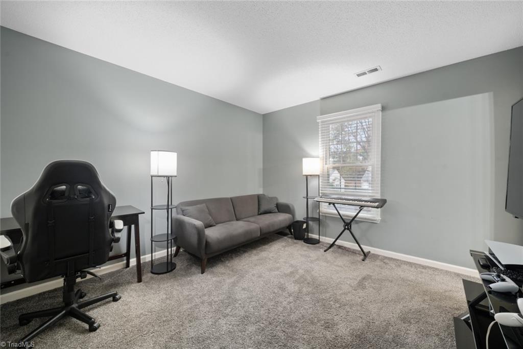 Winston-Salem, North Carolina 27127, United States, 2 Bedrooms Bedrooms, ,3 BathroomsBathrooms,Residential,Active,32617