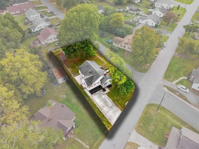1024 Lawson Street, photo 5 of 35