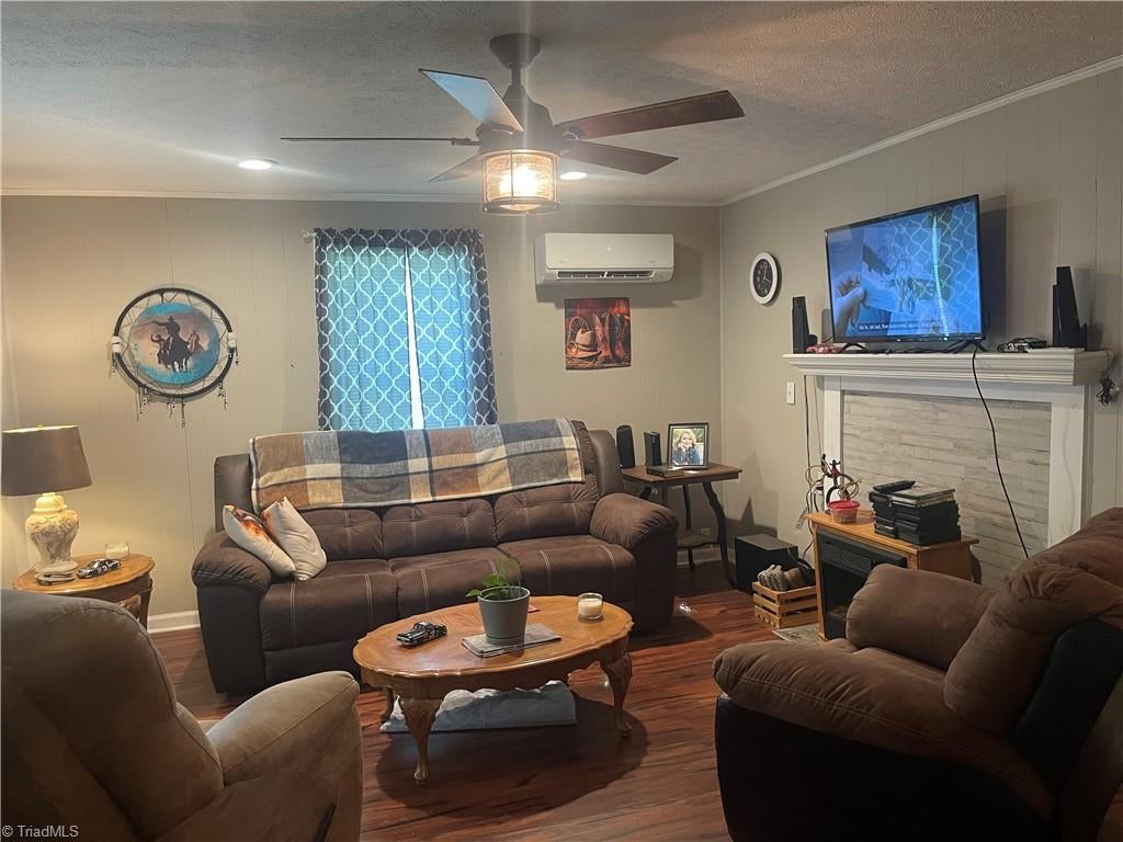 Photo of 1443 Delaware Avenue, Eden, NC 27288 (MLS # 1236109)