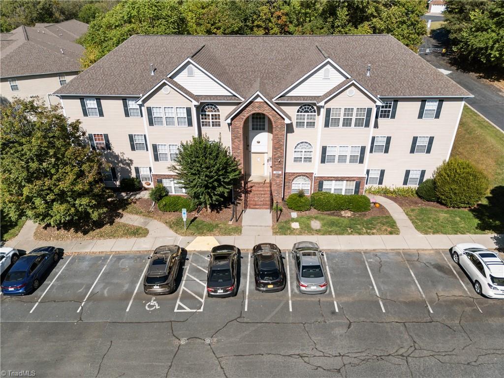 Winston-Salem, North Carolina 27127, United States, 2 Bedrooms Bedrooms, ,2 BathroomsBathrooms,Residential,Active,221548